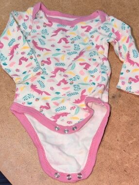 ❤️‍🔥10/$10❤️‍🔥 Baby Minibean Pink Trim Long Sleeve Fox Onesie Size 3-6M